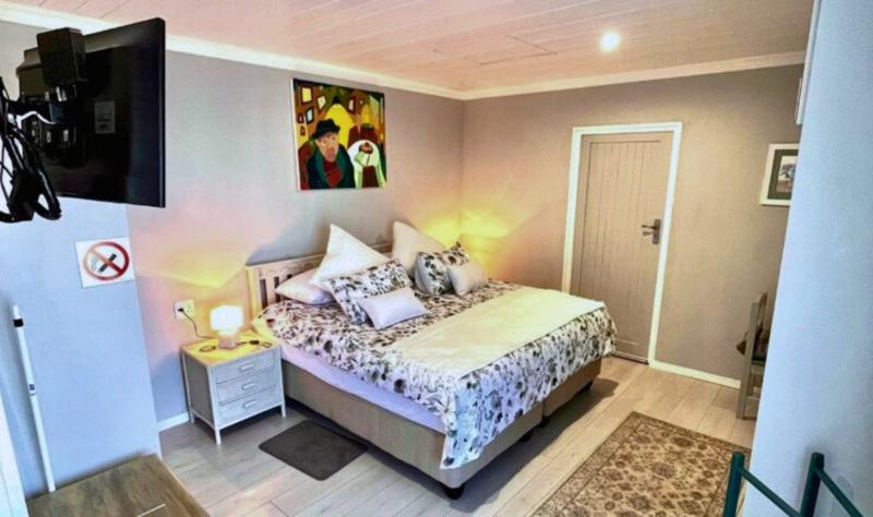 5 Bedroom Property for Sale in Dana Bay Western Cape